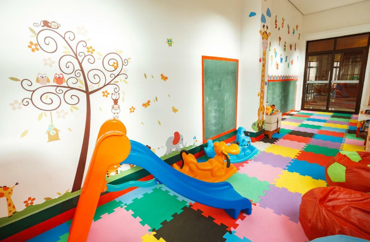 Pousada Luis XV Campos do Jordao Exterior photo A nursery in India
